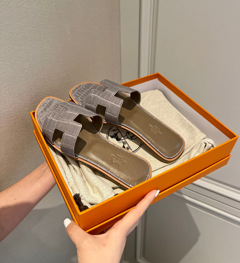 Sandália Hermès