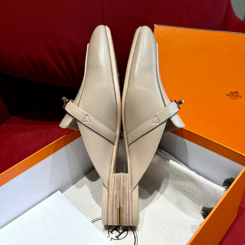 Sandália Hermès