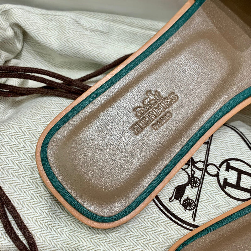 Sandália Hermès