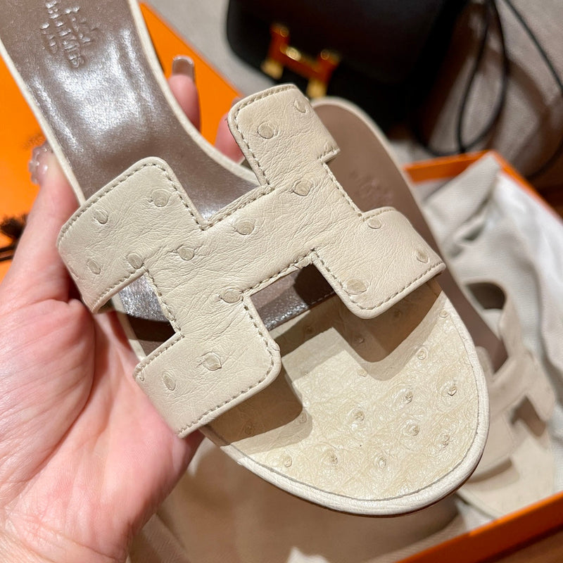Sandália Hermès