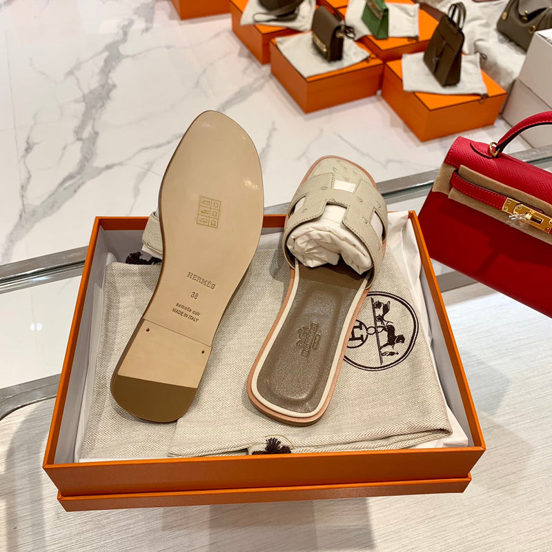 Sandália Hermès