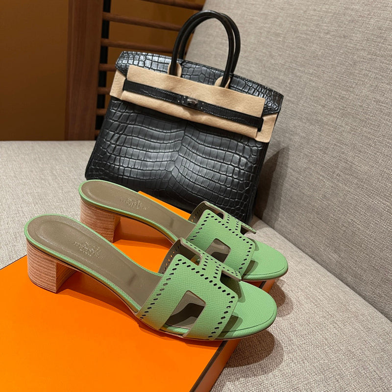 Sandália Hermès