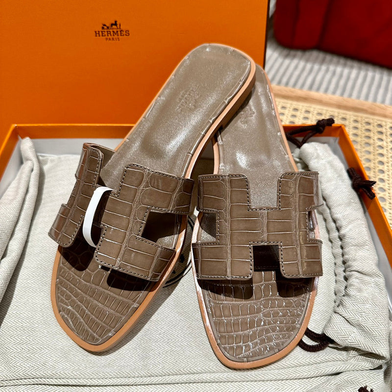 Sandália Hermès