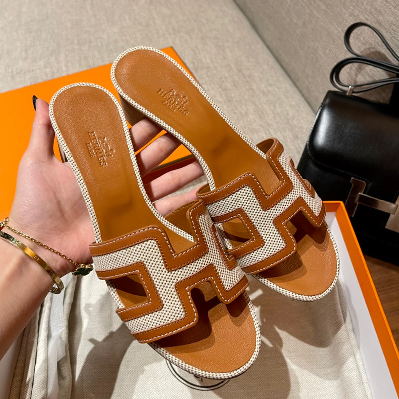 Sandália Hermès
