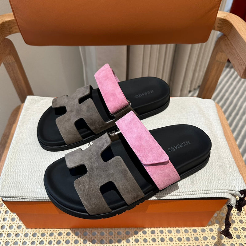 Sandália Hermès