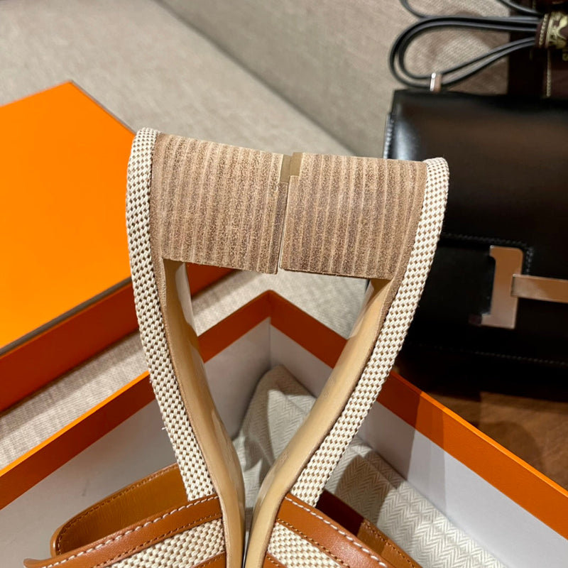 Sandália Hermès