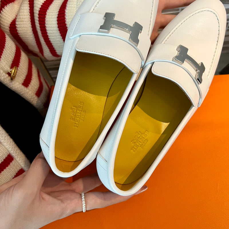 Sandália Hermès