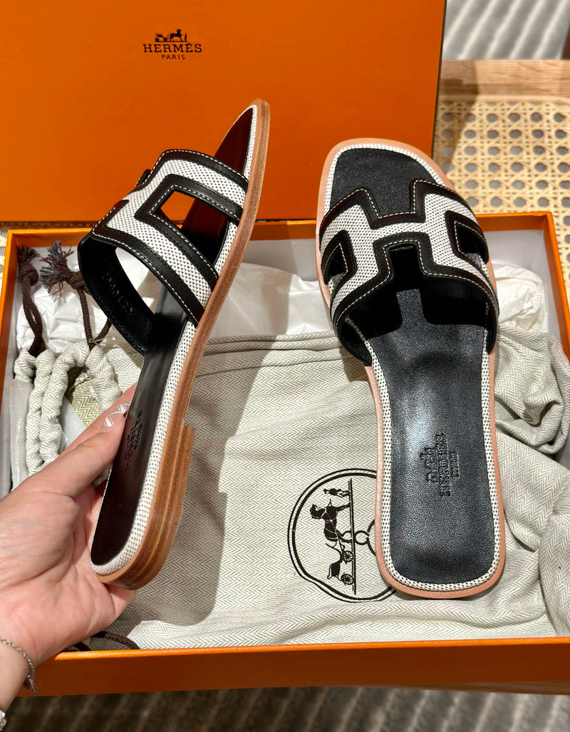 Sandália Hermès