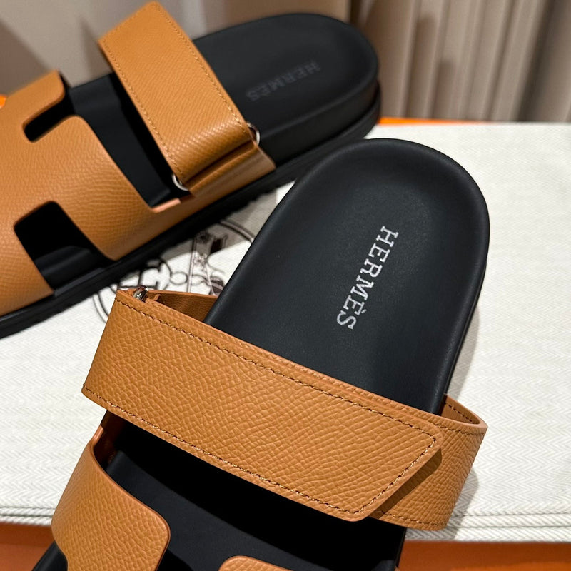 Sandália Hermès