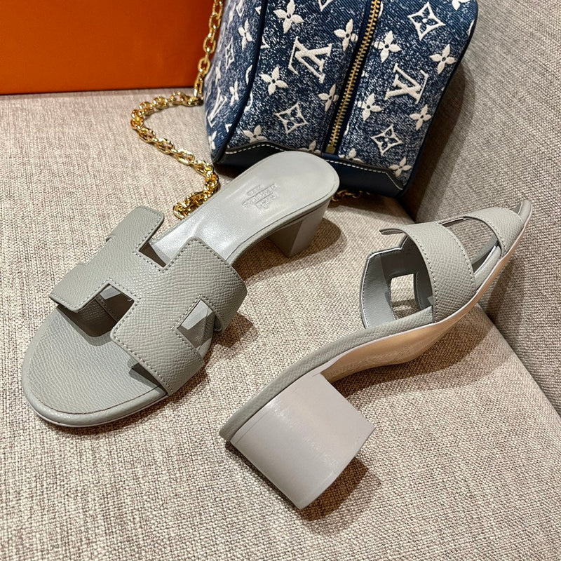 Sandália Hermès