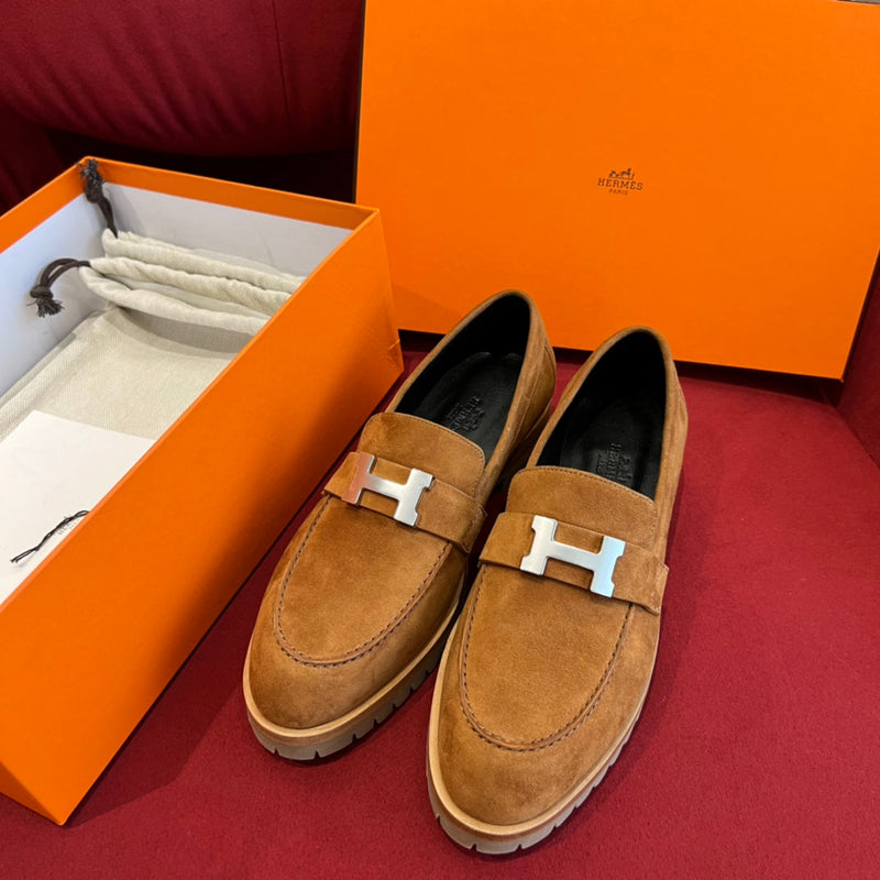 Sandália Hermès