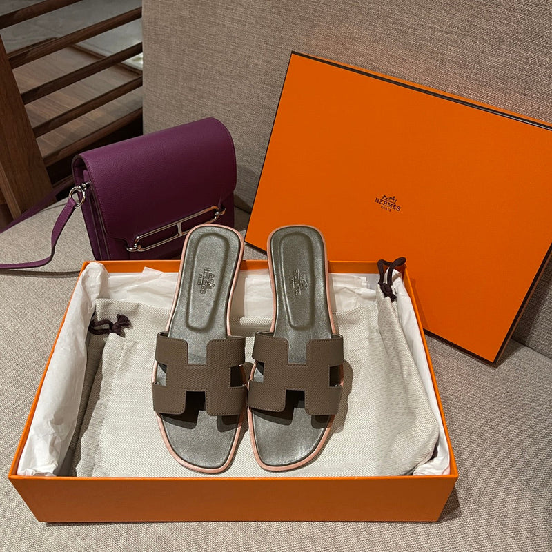 Sandália Hermès