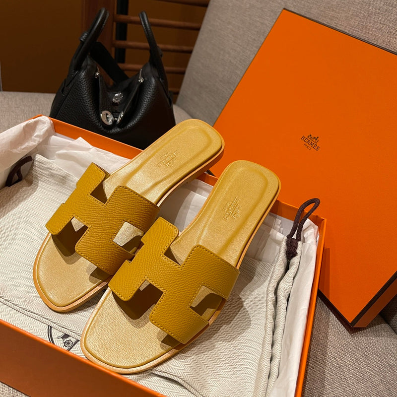 Sandália Hermès