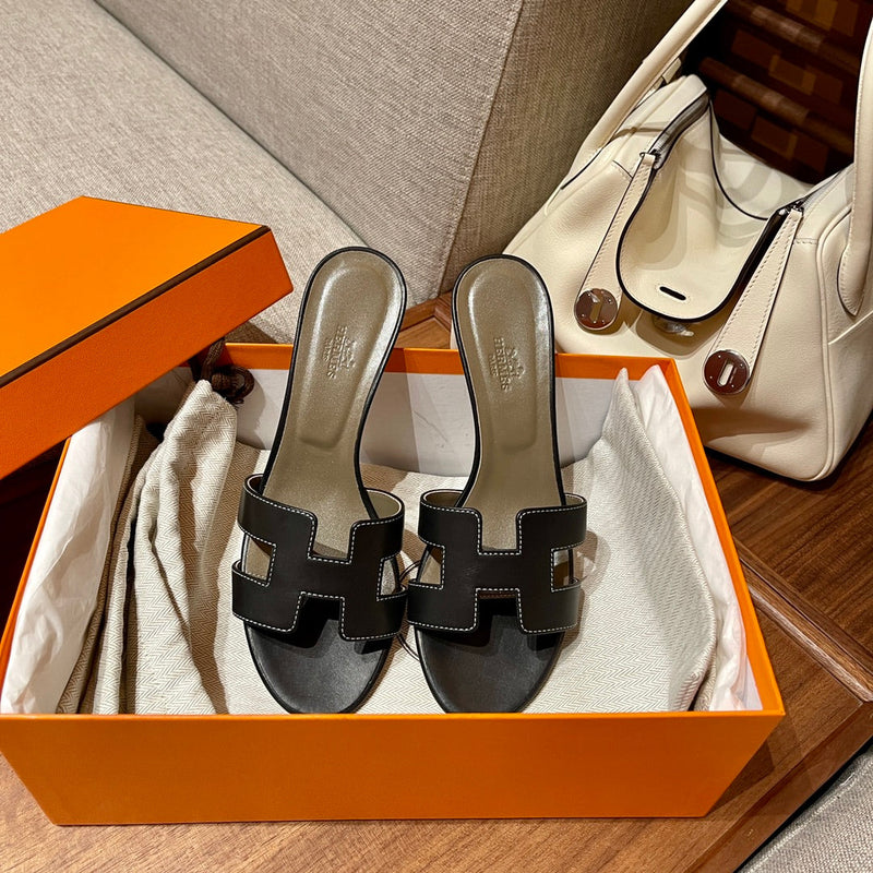 Sandália Hermès
