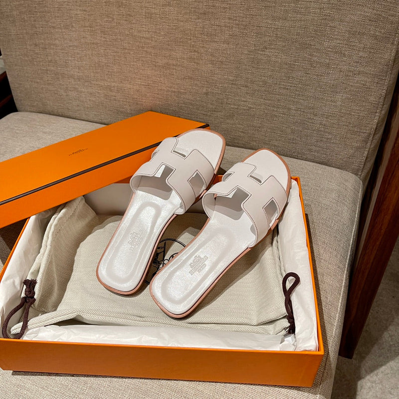 Sandália Hermès