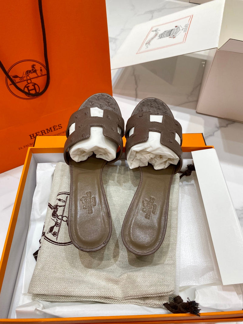 Sandália Hermès