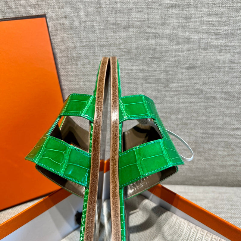 Sandália Hermès