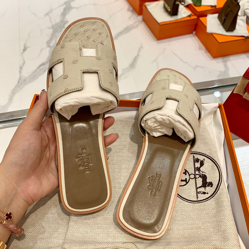 Sandália Hermès