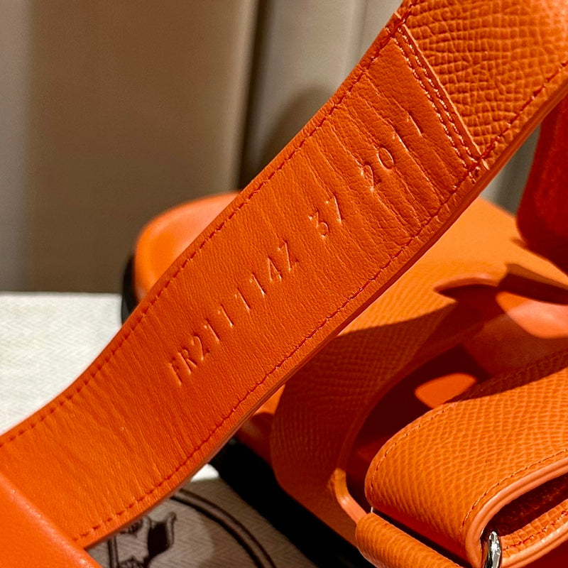 Sandália Hermès