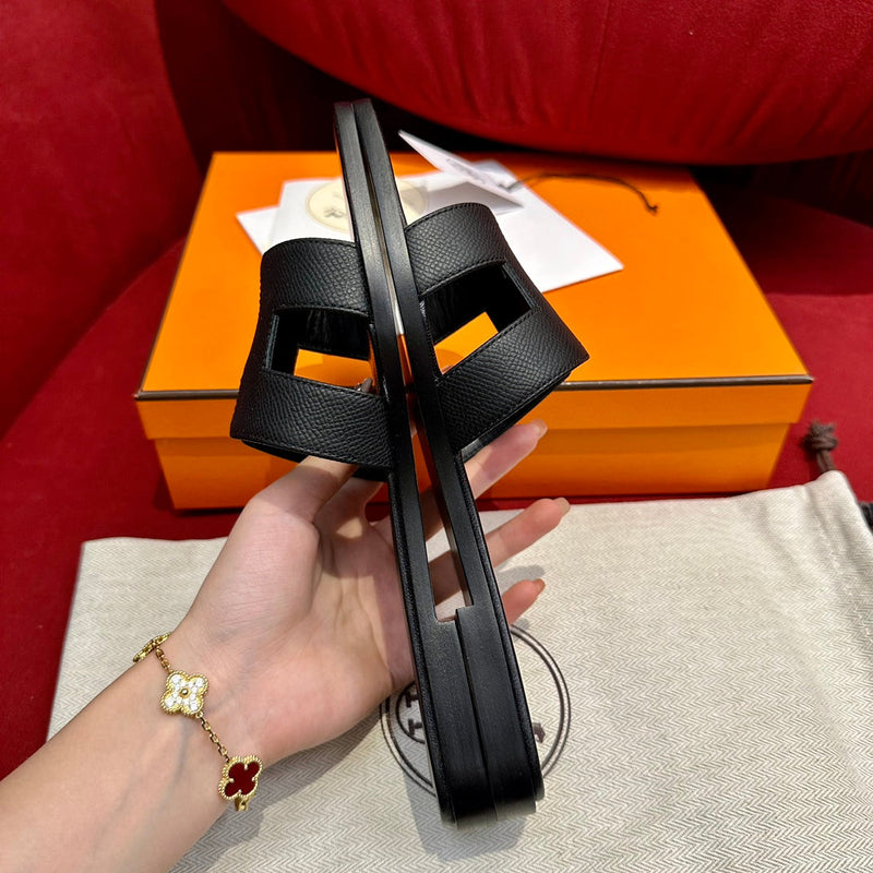 Sandália Hermès