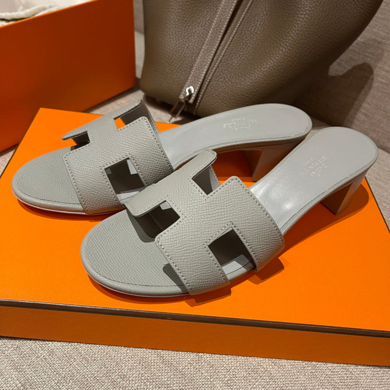 Sandália Hermès
