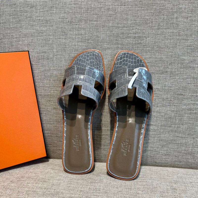 Sandália Hermès