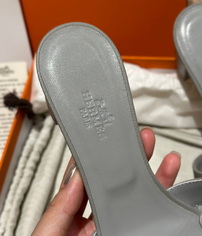 Sandália Hermès