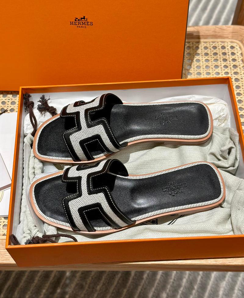 Sandália Hermès