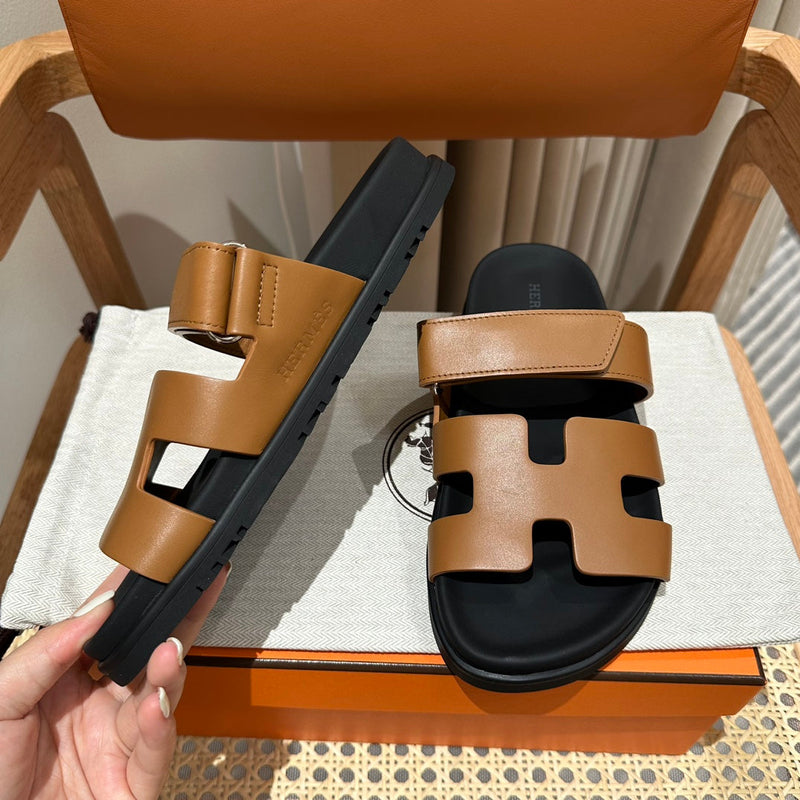 Sandália Hermès