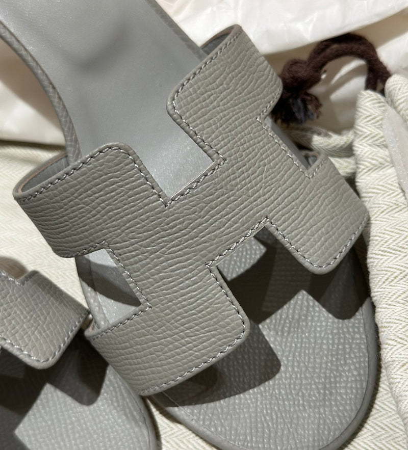 Sandália Hermès