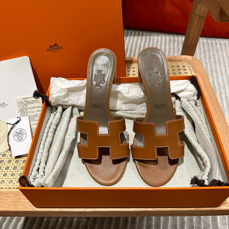 Sandália Hermès