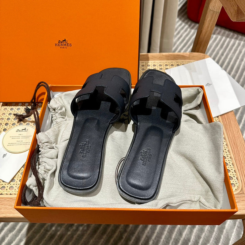 Sandália Hermès