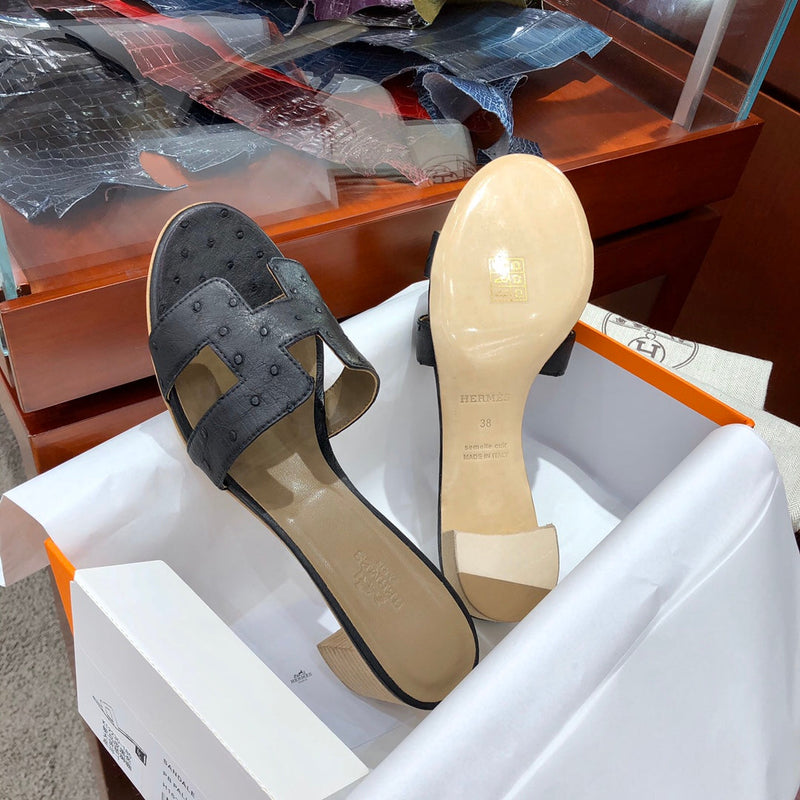 Sandália Hermès