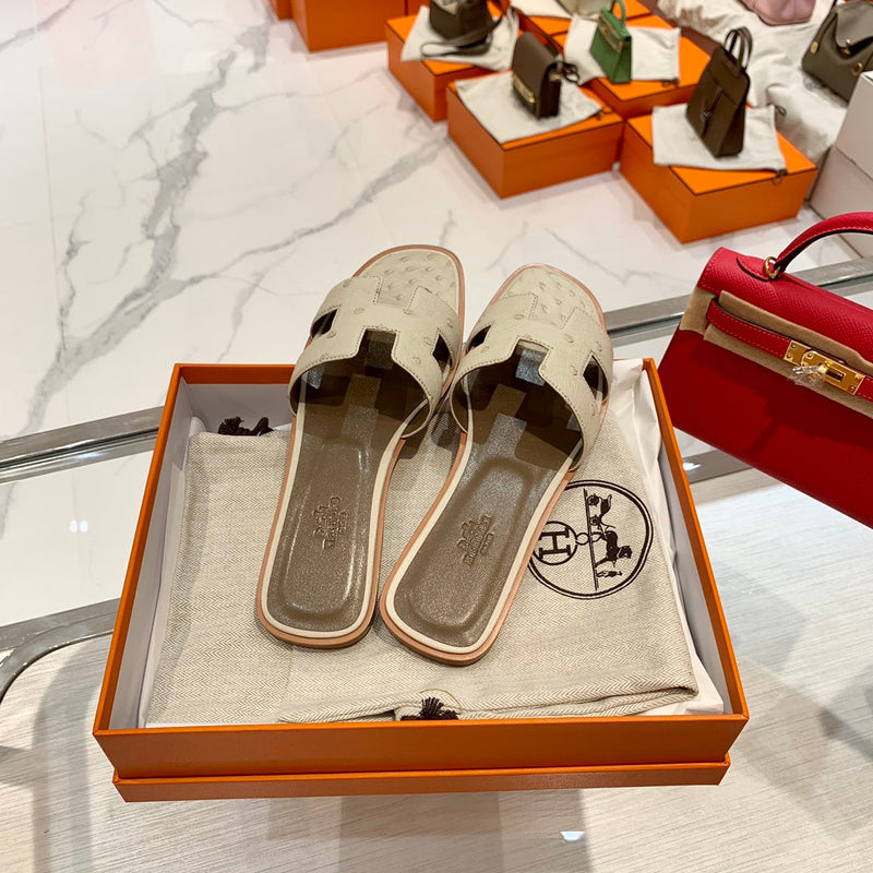 Sandália Hermès