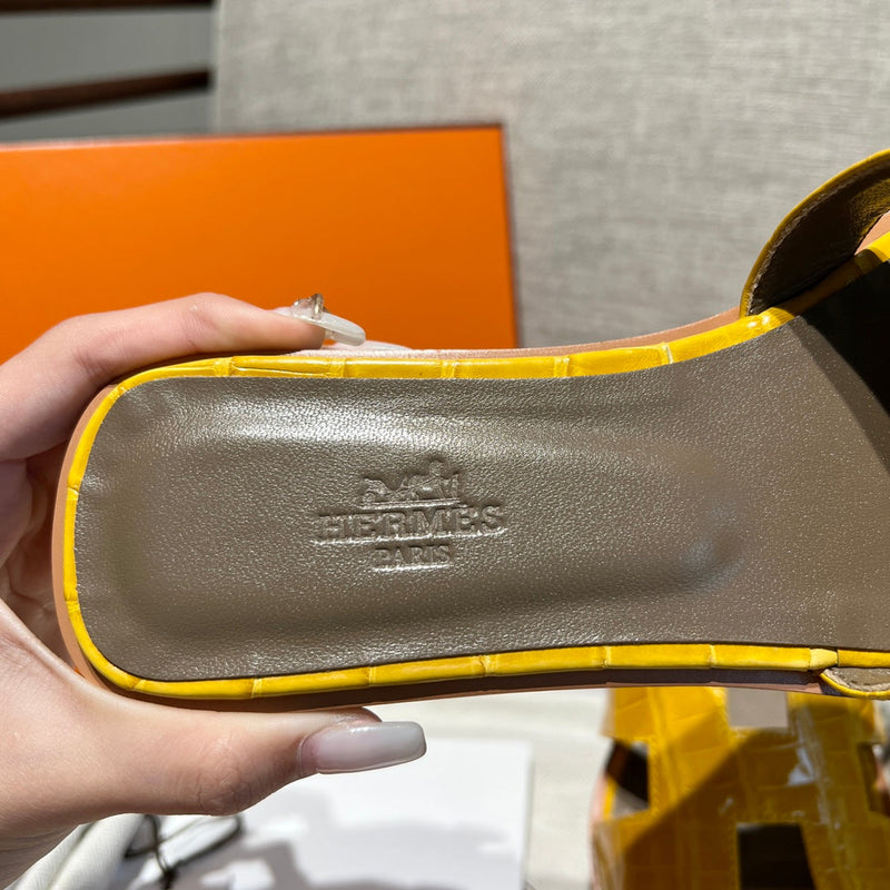 Sandália Hermès
