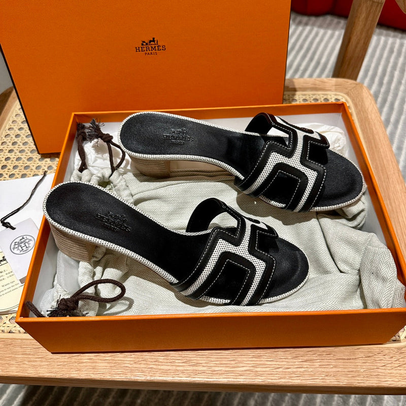 Sandália Hermès