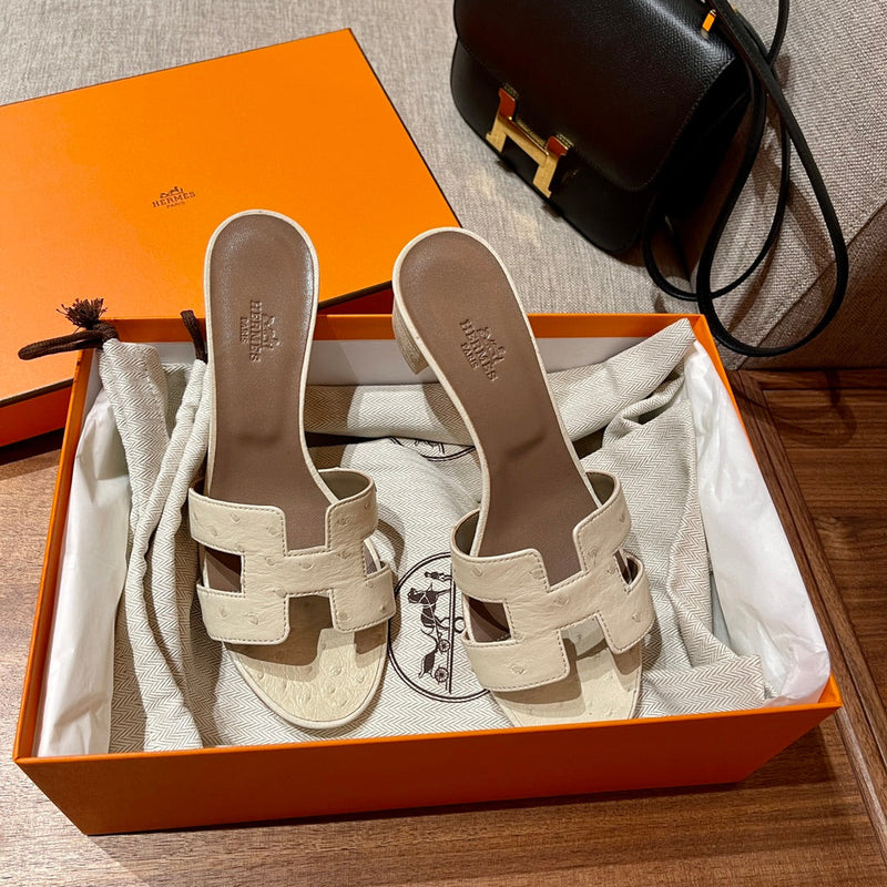 Sandália Hermès