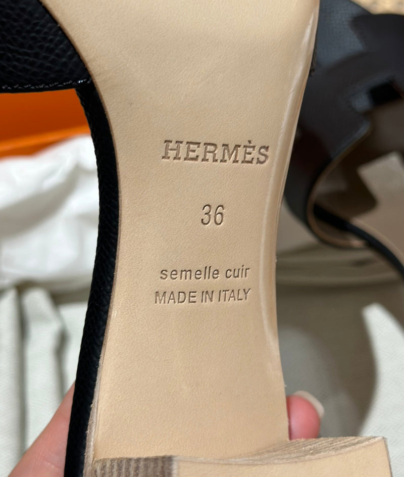 Sandália Hermès