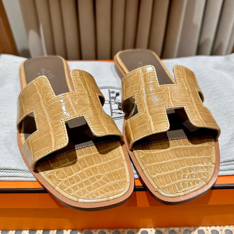 Sandália Hermès