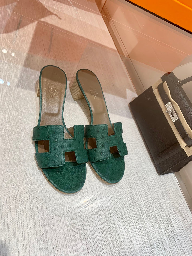 Sandália Hermès