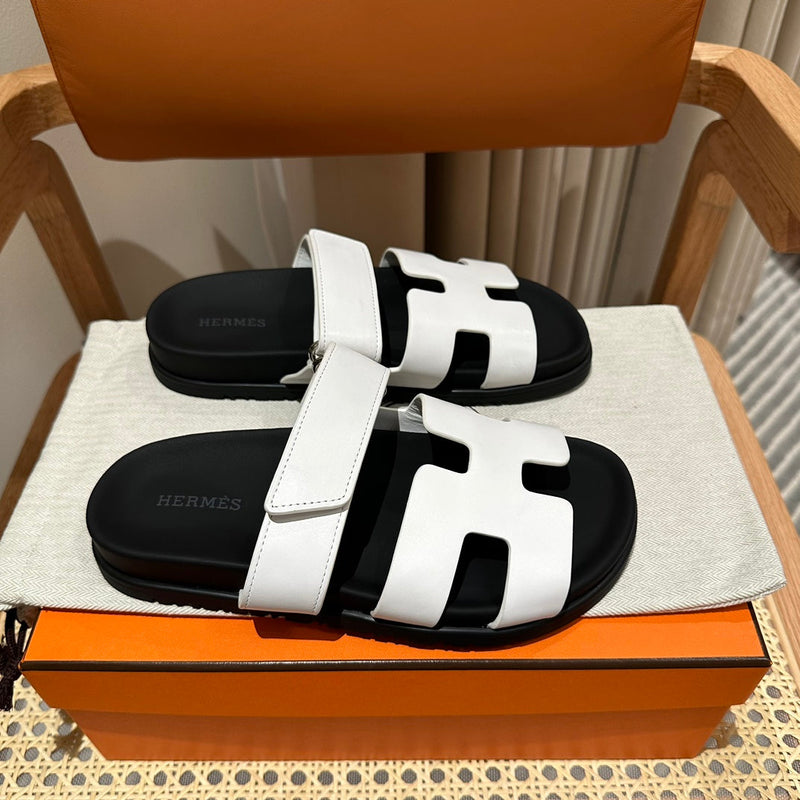 Sandália Hermès