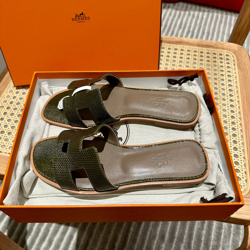 Sandália Hermès