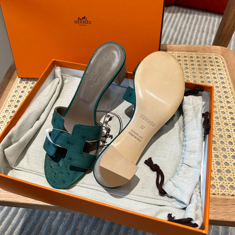 Sandália Hermès