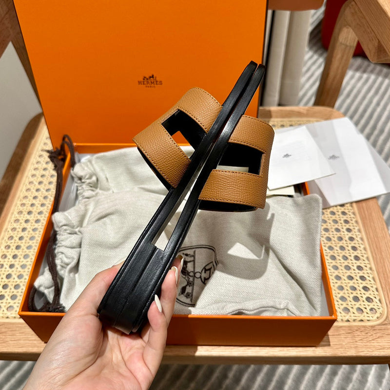 Sandália Hermès