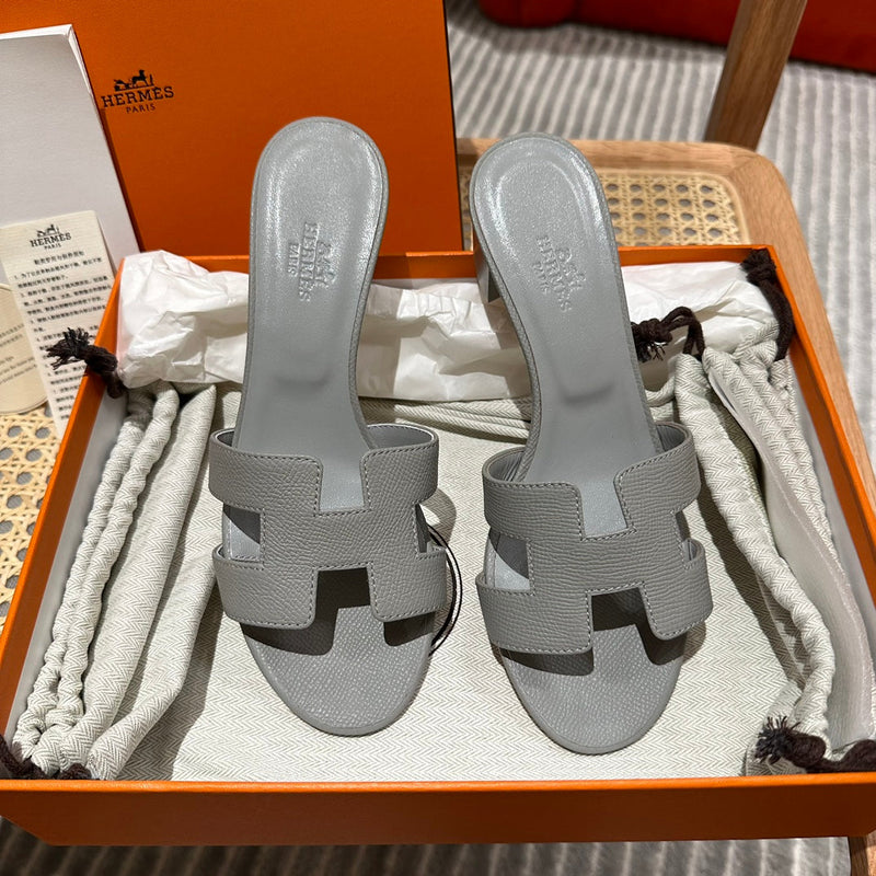 Sandália Hermès