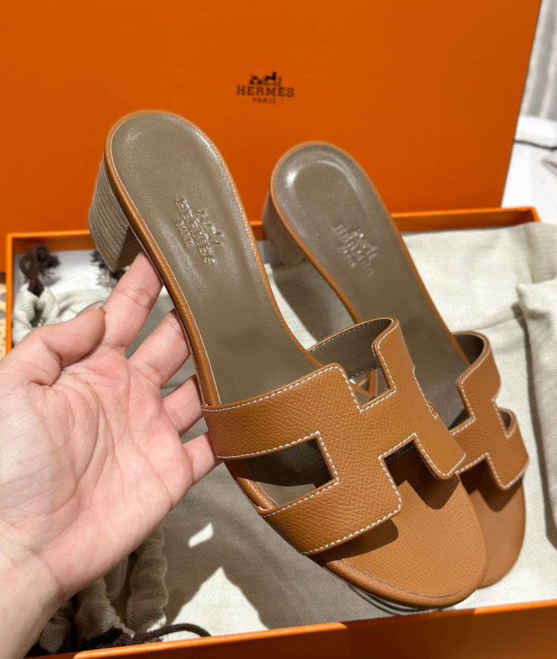 Sandália Hermès