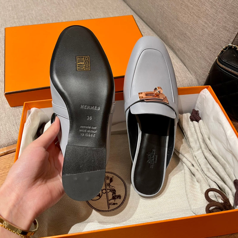 Sandália Hermès