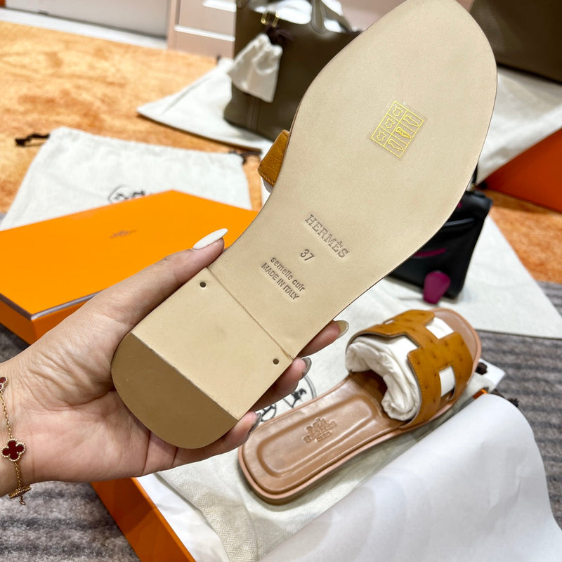 Sandália Hermès