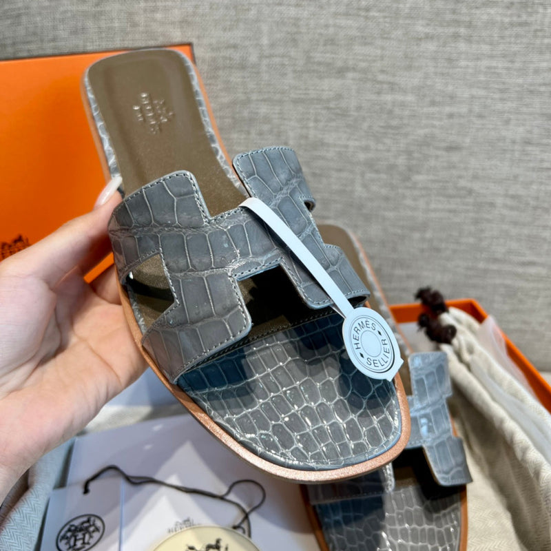 Sandália Hermès