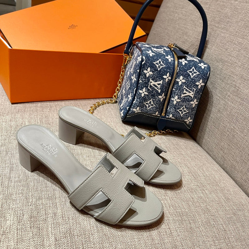 Sandália Hermès
